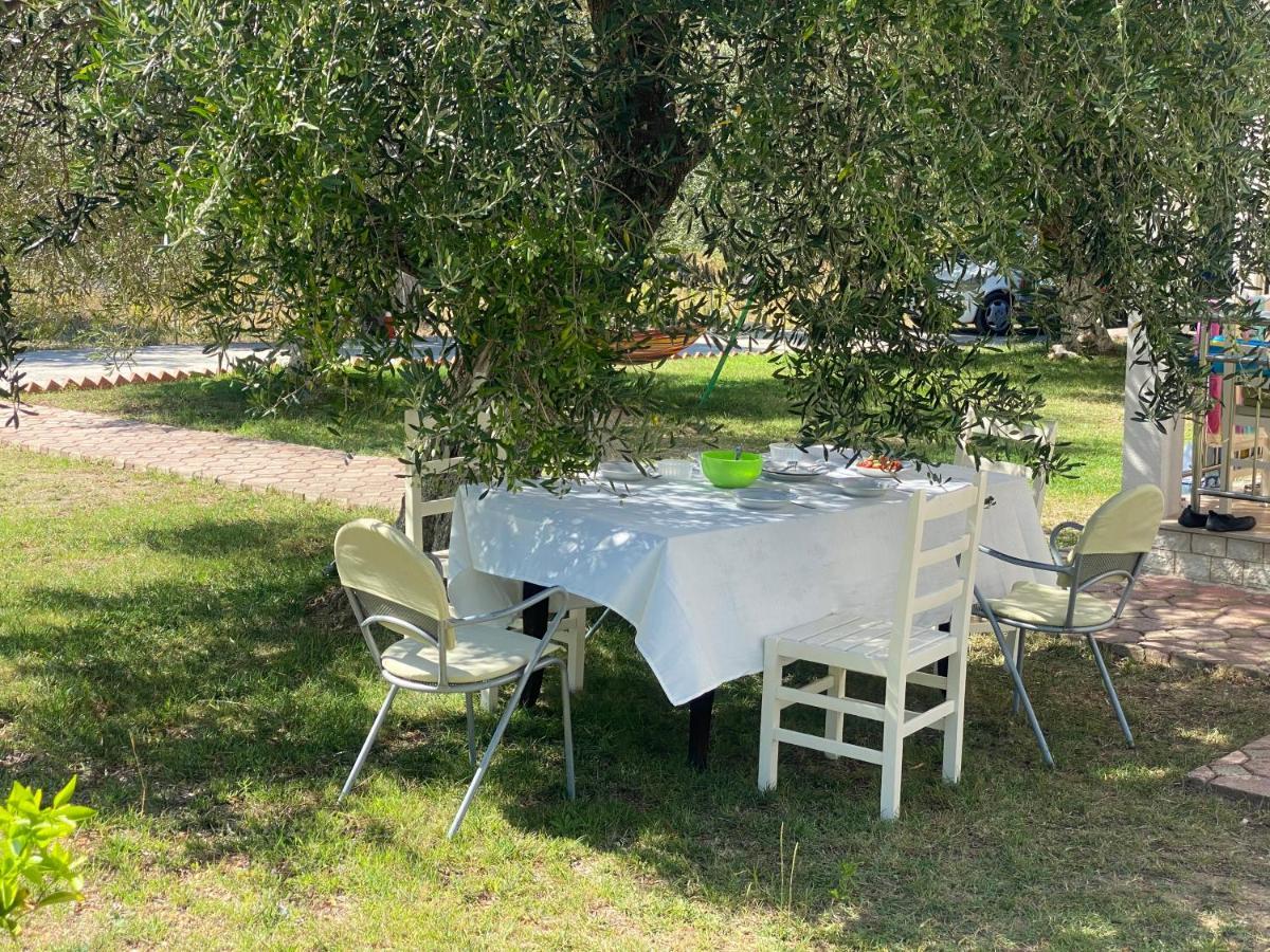 Villa Aria Prive Himarë Exterior foto
